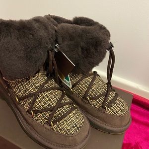 Brand new Ugg boots size 6